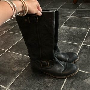GB leather black boots